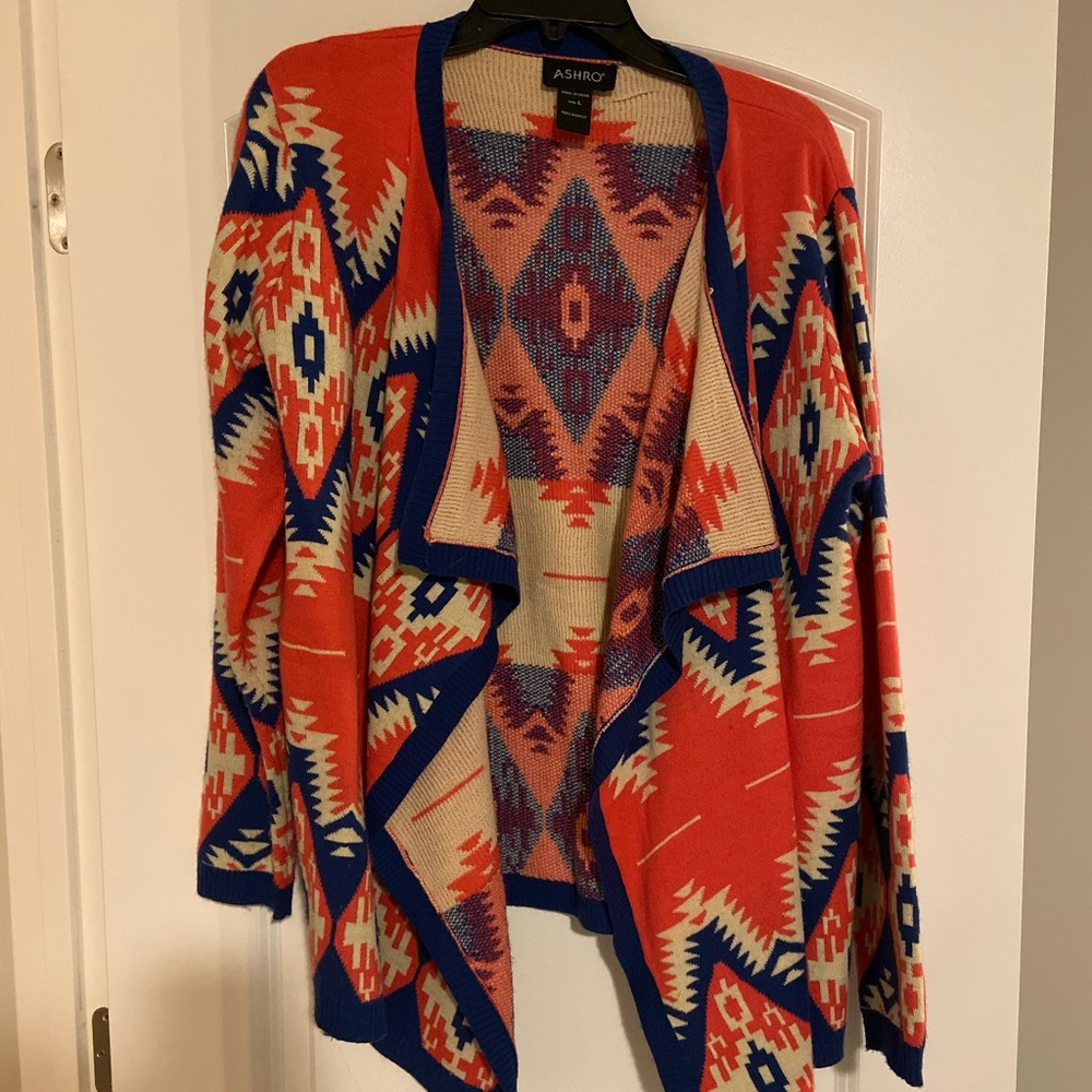 Sweater - Picture 2 of 3